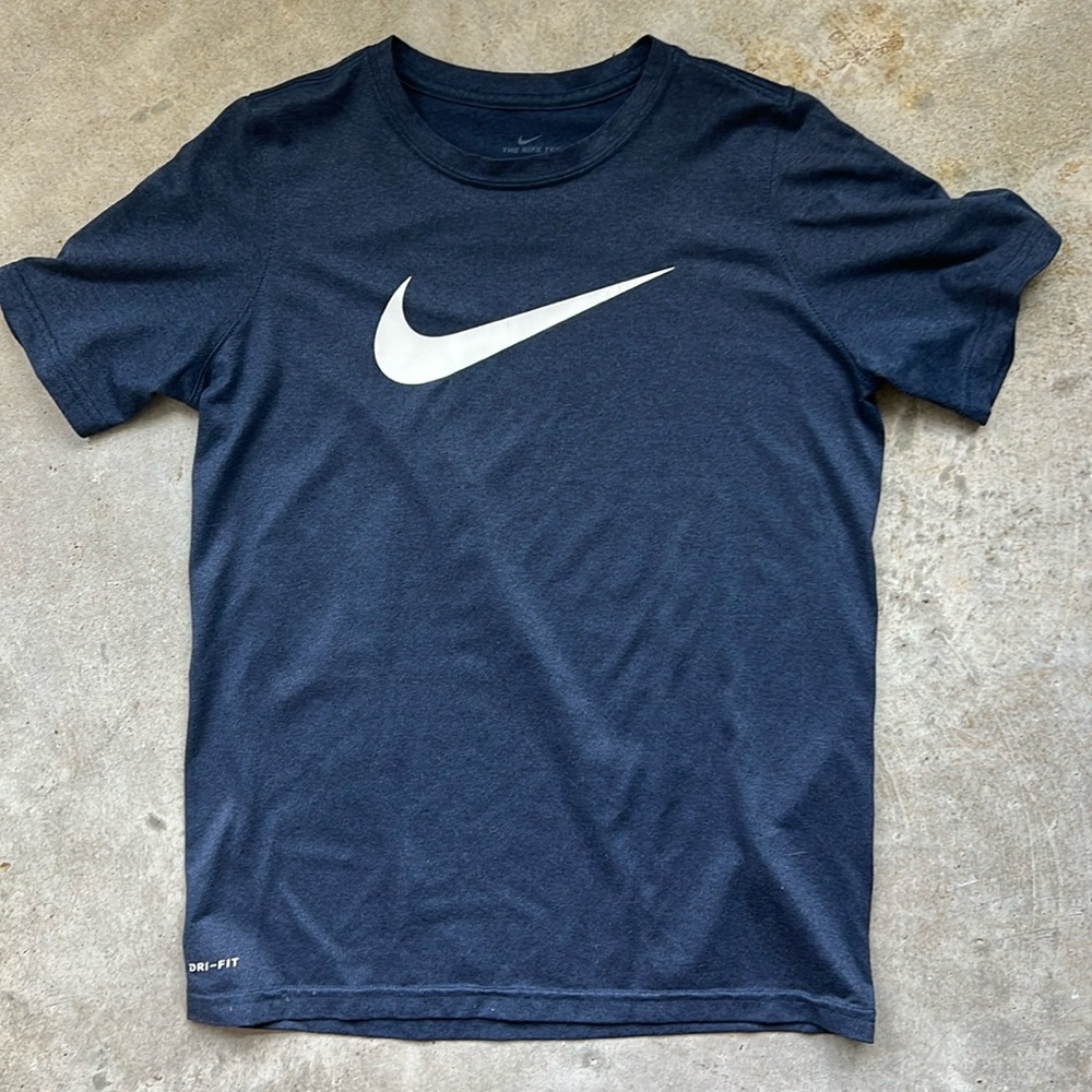 Nike youth shirt